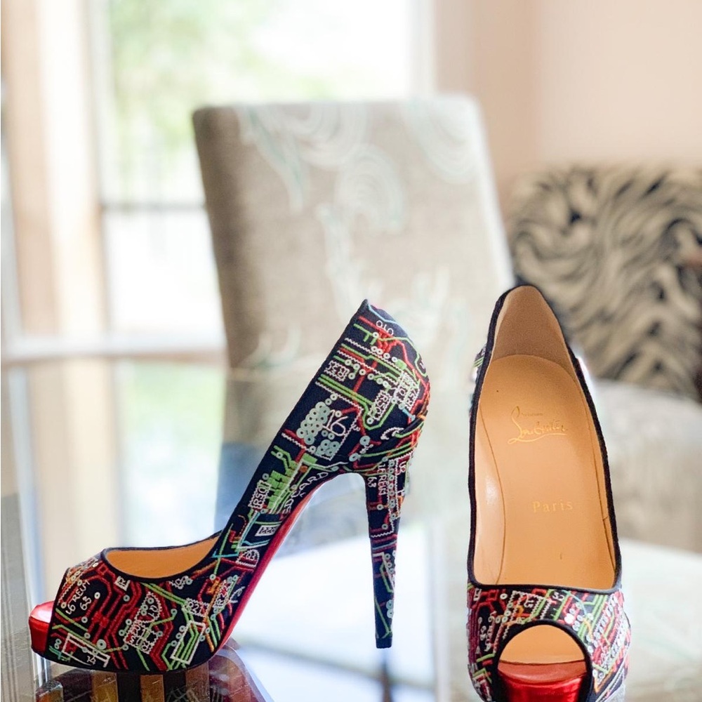 Christian Louboutin Red and Green Heels with Iconic Design